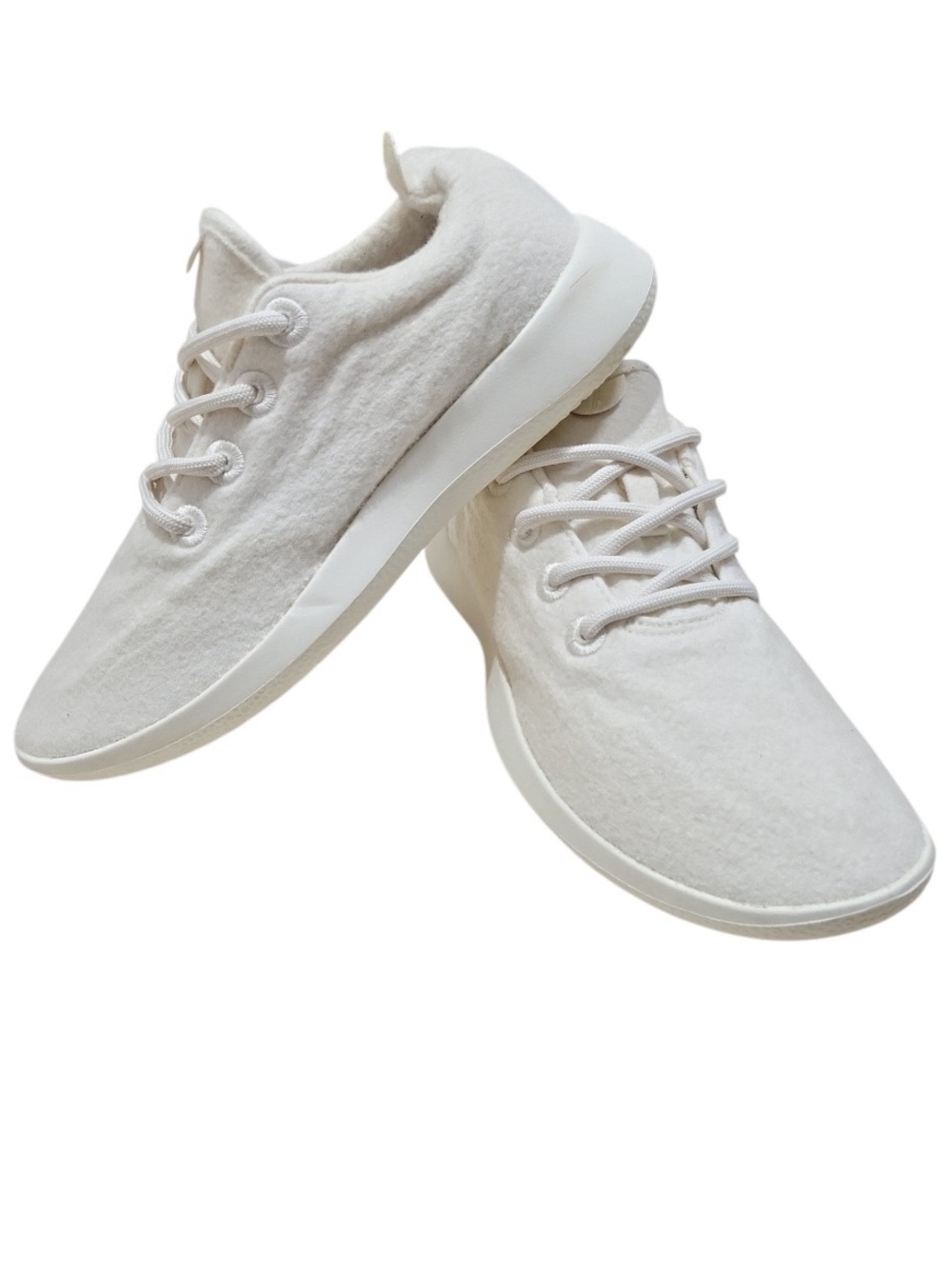 Allbirds Women's Wool Runners Sneakers in Off-White Size:(8W)
